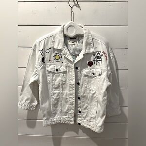 White Embroidered “Karma” Jacket – K-Pop CoutureM/L
